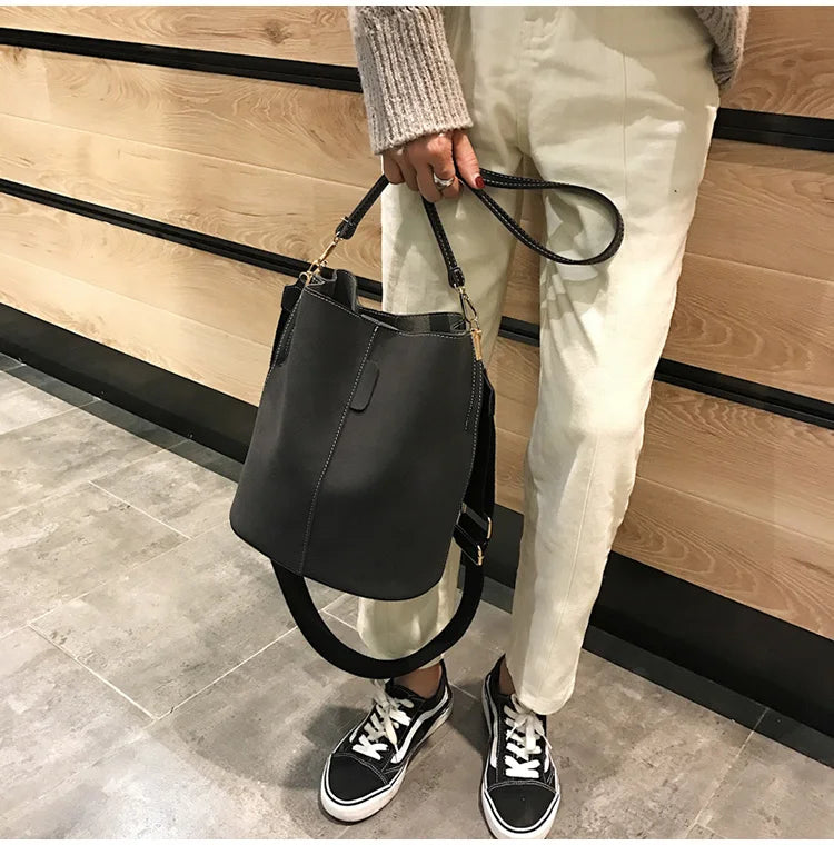 Sac Seau Femme Grande Capacité en Cuir PU Élégant