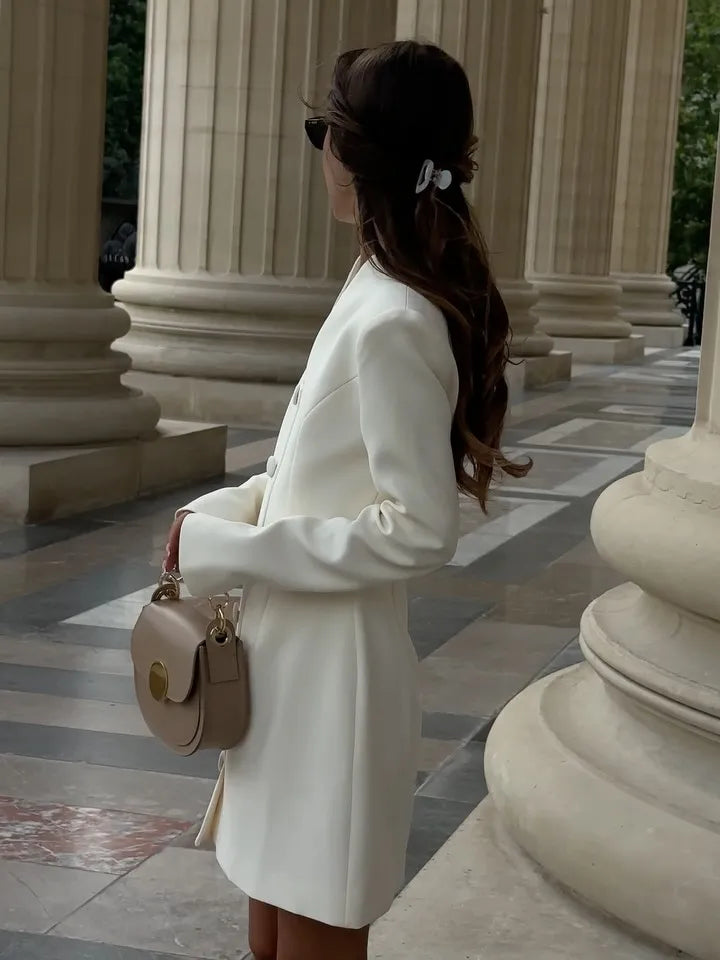 Robe Courte Élégante à Taille Plissée