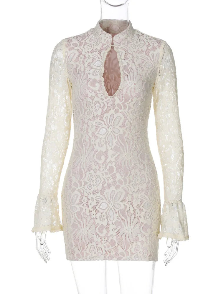 Robe en maille avec empiècements en tulle