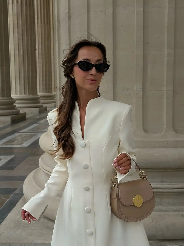 Robe Courte Élégante à Taille Plissée