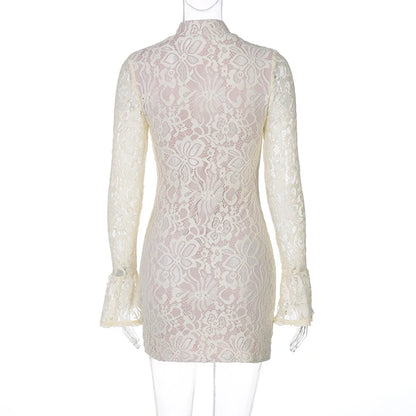 Robe en maille avec empiècements en tulle