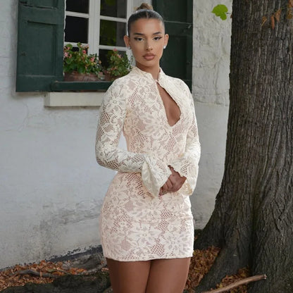 Robe en maille avec empiècements en tulle