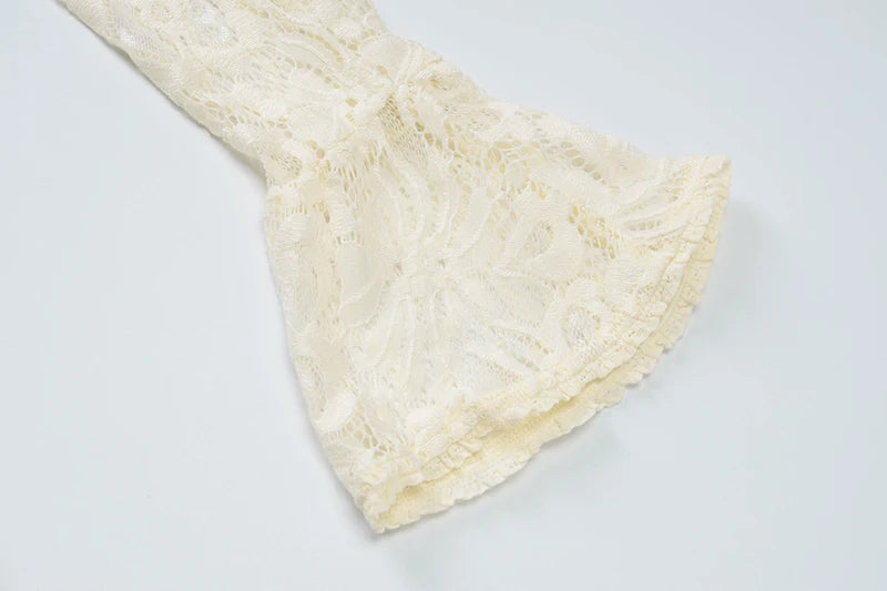Robe en maille avec empiècements en tulle